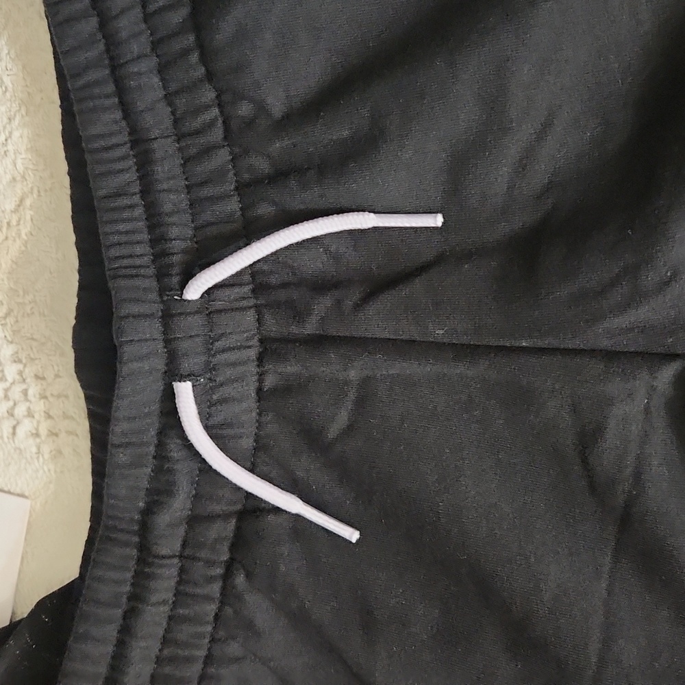 🆕️ Converse Short Set - Picture 5 of 7